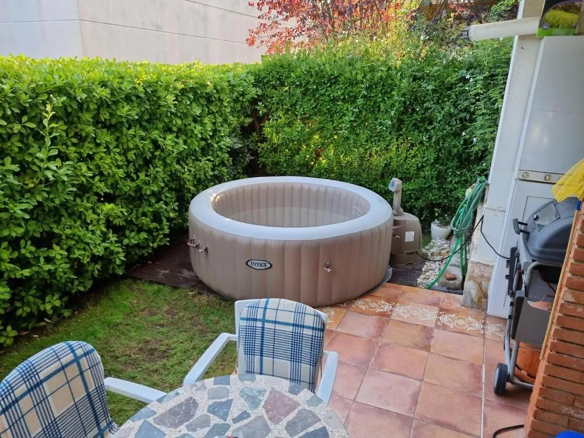 Juliana Planta Baixa Amb Jardinet I Jacuzzi A 5 Minuts De La Platja Gran Apartman Platja d'Aro